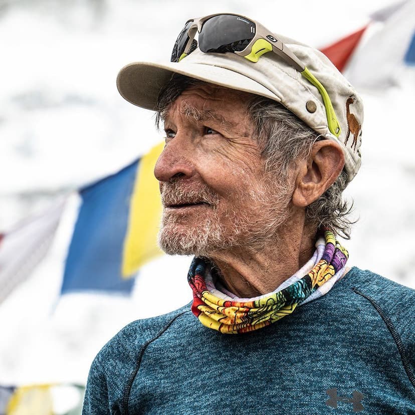 Carlos Soria becomes oldest climber to summit Manaslu
